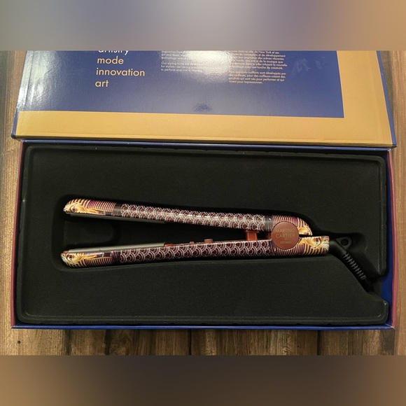 amika Other - AMIKA MARTINO CARTIER CERAMIC FLAT IRON